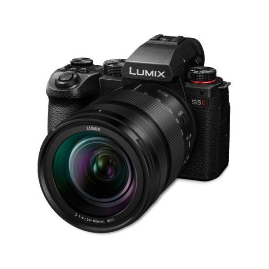 Panasonic Lumix S5 II + 24-105 mm F/4