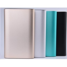 REMAX PowerBank HOOX 10000 mAh stříbrný REMAX PowerBank HOOX 10000 mAh stříbrný